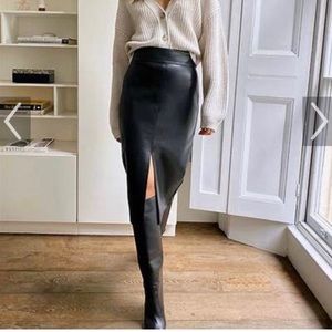 NWT Aritzia leather skirt size 0